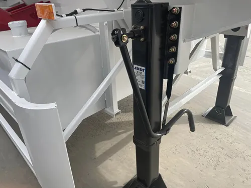 Cheap Semi Trailers 3 Axle Oil Tanker Semi Trailer Carry Oil Fuel Tank Trailer 40000 L Fuel Tanker Semi Traiker Aluminum Tanker Cheap Semi Trailers 3 Axle Oil Tanker Semi Trailer Carry Oil Fuel Tank Trailer 40000 L Fuel Tanker Semi Traiker Aluminum Tanker